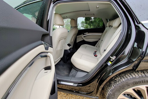 אודי e-tron ספורטבק